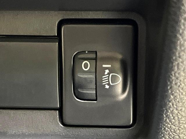 スペーシアカスタム ハイブリッドXS 届出済未使用車 両側電動ドア 衝突被害軽減システム レーダークルーズ コーナーセンサー スマートキー LEDヘッド オートハイビーム 車線逸脱警報 オートライト オートエアコン 純正14インチアルミ(47枚目)