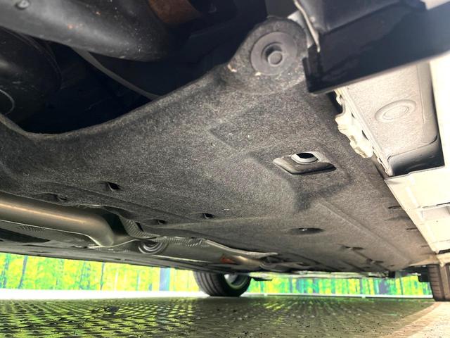 シビック e:HEV 禁煙車 9インチナビ バックカメラ BOSEサウンド 衝突被害軽減システム レーダークルーズ レザーシート ドラレコ コーナーセンサー LEDヘッド ETC2.0 オートハイビーム 車線逸脱警報(23枚目)