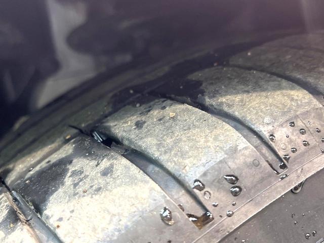 シビック e:HEV 禁煙車 9インチナビ バックカメラ BOSEサウンド 衝突被害軽減システム レーダークルーズ レザーシート ドラレコ コーナーセンサー LEDヘッド ETC2.0 オートハイビーム 車線逸脱警報(37枚目)