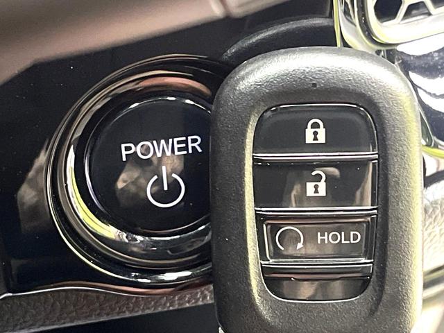 シビック e:HEV 禁煙車 9インチナビ バックカメラ BOSEサウンド 衝突被害軽減システム レーダークルーズ レザーシート ドラレコ コーナーセンサー LEDヘッド ETC2.0 オートハイビーム 車線逸脱警報(40枚目)