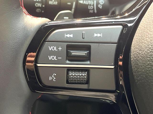 シビック e:HEV 禁煙車 9インチナビ バックカメラ BOSEサウンド 衝突被害軽減システム レーダークルーズ レザーシート ドラレコ コーナーセンサー LEDヘッド ETC2.0 オートハイビーム 車線逸脱警報(44枚目)