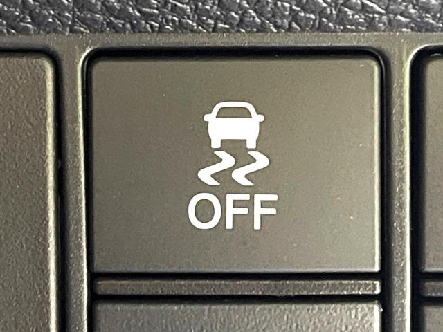 シビック e:HEV 禁煙車 9インチナビ バックカメラ BOSEサウンド 衝突被害軽減システム レーダークルーズ レザーシート ドラレコ コーナーセンサー LEDヘッド ETC2.0 オートハイビーム 車線逸脱警報(57枚目)