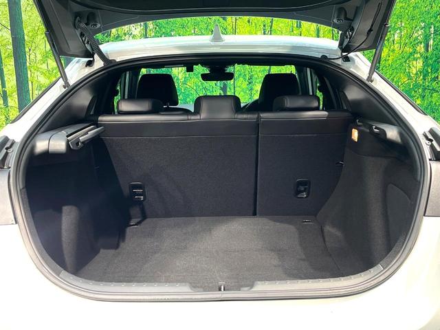 シビック e:HEV 禁煙車 9インチナビ バックカメラ BOSEサウンド 衝突被害軽減システム レーダークルーズ レザーシート ドラレコ コーナーセンサー LEDヘッド ETC2.0 オートハイビーム 車線逸脱警報(64枚目)