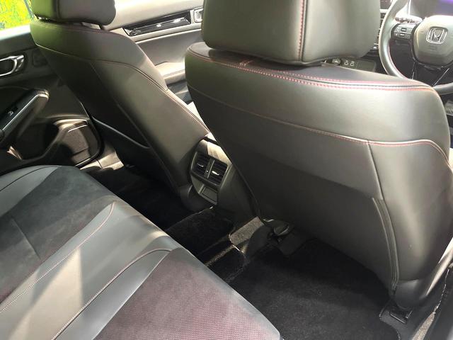 シビック e:HEV 禁煙車 9インチナビ バックカメラ BOSEサウンド 衝突被害軽減システム レーダークルーズ レザーシート ドラレコ コーナーセンサー LEDヘッド ETC2.0 オートハイビーム 車線逸脱警報(66枚目)