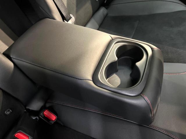 シビック e:HEV 禁煙車 9インチナビ バックカメラ BOSEサウンド 衝突被害軽減システム レーダークルーズ レザーシート ドラレコ コーナーセンサー LEDヘッド ETC2.0 オートハイビーム 車線逸脱警報(69枚目)