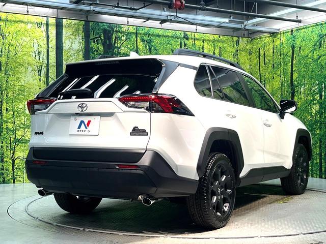 RAV4 アドベンチャー オフロードパッケージII 登録済未使用車 4WD 衝突軽減システム レーダークルーズ ナビ機能付ディスプレイオーディオ バックカメラ フルセグ ブラインドスポットモニター シートベンチレーション パワーシート ETC2.0(17枚目)