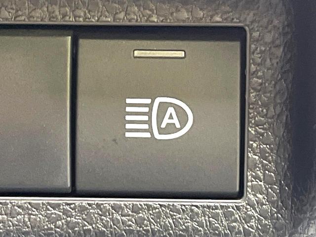 RAV4 アドベンチャー オフロードパッケージII 登録済未使用車 4WD 衝突軽減システム レーダークルーズ ナビ機能付ディスプレイオーディオ バックカメラ フルセグ ブラインドスポットモニター シートベンチレーション パワーシート ETC2.0(29枚目)