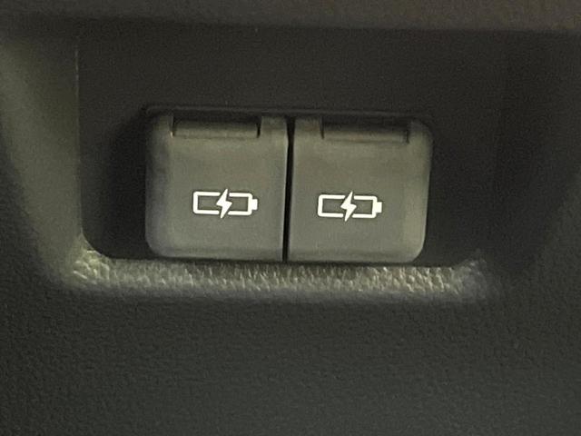 RAV4 アドベンチャー オフロードパッケージII 登録済未使用車 4WD 衝突軽減システム レーダークルーズ ナビ機能付ディスプレイオーディオ バックカメラ フルセグ ブラインドスポットモニター シートベンチレーション パワーシート ETC2.0(32枚目)