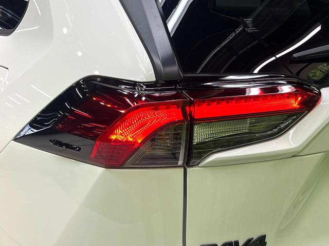 RAV4 アドベンチャー オフロードパッケージII 登録済未使用車 4WD 衝突軽減システム レーダークルーズ ナビ機能付ディスプレイオーディオ バックカメラ フルセグ ブラインドスポットモニター シートベンチレーション パワーシート ETC2.0(49枚目)