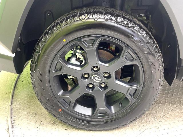 RAV4 アドベンチャー オフロードパッケージII 登録済未使用車 4WD 衝突軽減システム レーダークルーズ ナビ機能付ディスプレイオーディオ バックカメラ フルセグ ブラインドスポットモニター シートベンチレーション パワーシート ETC2.0(52枚目)