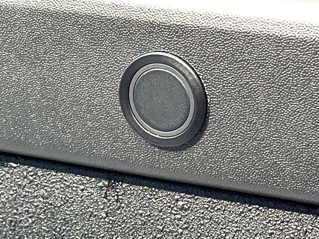 RAV4 アドベンチャー オフロードパッケージII 登録済未使用車 4WD 衝突軽減システム レーダークルーズ ナビ機能付ディスプレイオーディオ バックカメラ フルセグ ブラインドスポットモニター シートベンチレーション パワーシート ETC2.0(59枚目)