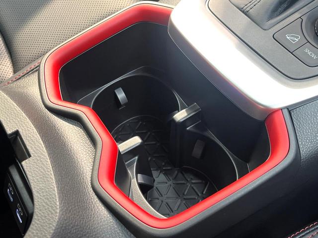 RAV4 アドベンチャー オフロードパッケージII 登録済未使用車 4WD 衝突軽減システム レーダークルーズ ナビ機能付ディスプレイオーディオ バックカメラ フルセグ ブラインドスポットモニター シートベンチレーション パワーシート ETC2.0(65枚目)