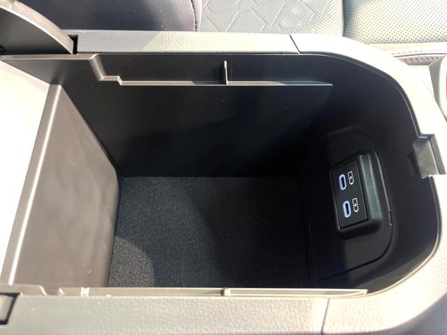 RAV4 アドベンチャー オフロードパッケージII 登録済未使用車 4WD 衝突軽減システム レーダークルーズ ナビ機能付ディスプレイオーディオ バックカメラ フルセグ ブラインドスポットモニター シートベンチレーション パワーシート ETC2.0(66枚目)