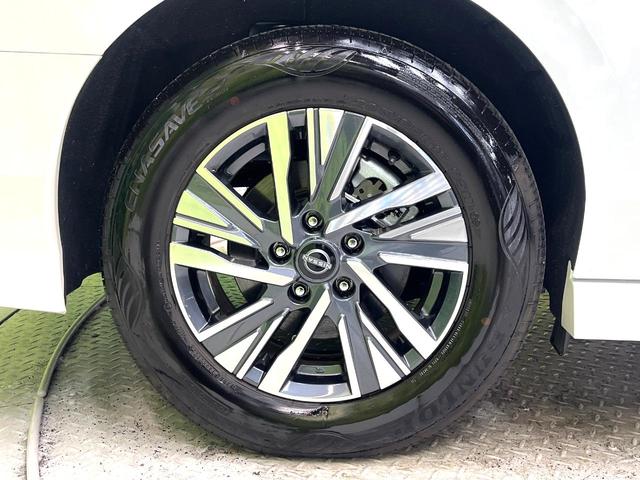 セレナ e-パワー ハイウェイスターV 禁煙車 両側電動スライドドア 純正12インチナビ 全周囲カメラ レーダークルーズ フルセグ デジタルインナミラー ブラインドスポットモニター ETC2.0 Bluetooth再生 LEDヘッドライト(55枚目)