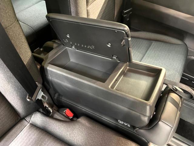 セレナ e-パワー ハイウェイスターV 禁煙車 両側電動スライドドア 純正12インチナビ 全周囲カメラ レーダークルーズ フルセグ デジタルインナミラー ブラインドスポットモニター ETC2.0 Bluetooth再生 LEDヘッドライト(69枚目)