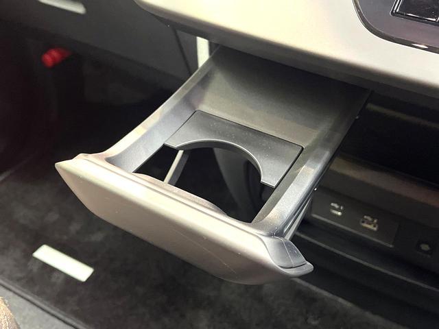 セレナ e-パワー ハイウェイスターV 禁煙車 両側電動スライドドア 純正12インチナビ 全周囲カメラ レーダークルーズ フルセグ デジタルインナミラー ブラインドスポットモニター ETC2.0 Bluetooth再生 LEDヘッドライト(70枚目)