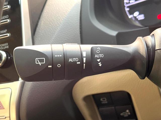 ランドクルーザープラド TX Lパッケージ 禁煙車 4WD 7人乗り サンルーフ 8インチディスプレイオーディオ 全周囲カメラ 衝突被害軽減システム レーダークルーズ レザーシート 前席シートエアコン ドラレコ LEDヘッド ETC2.0(42枚目)