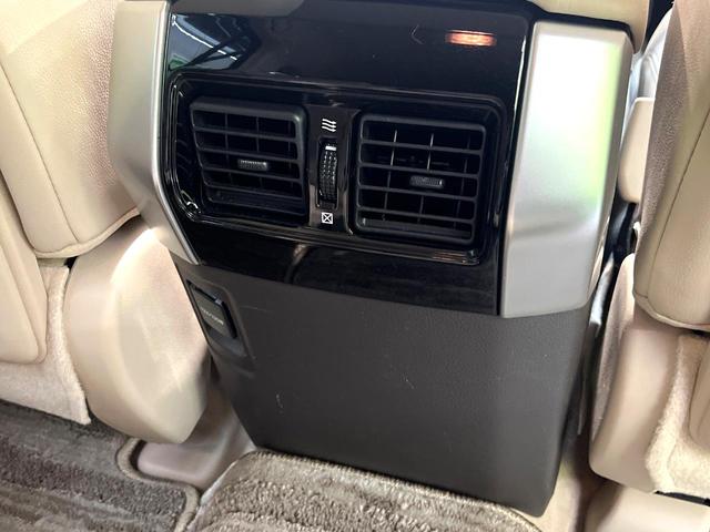 ランドクルーザープラド TX Lパッケージ 禁煙車 4WD 7人乗り サンルーフ 8インチディスプレイオーディオ 全周囲カメラ 衝突被害軽減システム レーダークルーズ レザーシート 前席シートエアコン ドラレコ LEDヘッド ETC2.0(51枚目)