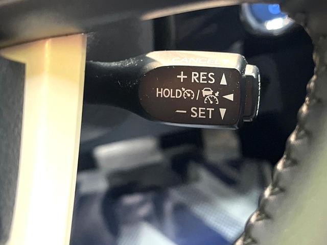 プリウス Ａツーリングセレクション　純正ナビ　バックカメラ　セーフティセンス　レーダークルーズ　禁煙車　ドラレコ　コーナーセンサー　スマートキー　ＬＥＤヘッド　ＥＴＣ　オートハイビーム　ブラインドスポットモニター　オートライト（5枚目）