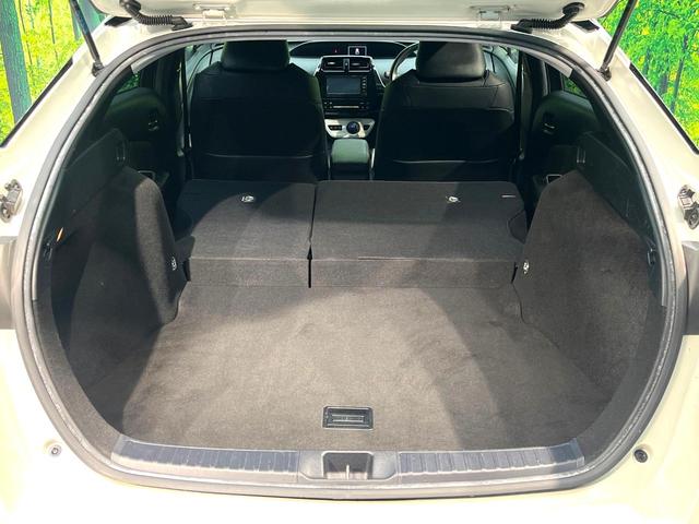 プリウス Ａツーリングセレクション　純正ナビ　バックカメラ　セーフティセンス　レーダークルーズ　禁煙車　ドラレコ　コーナーセンサー　スマートキー　ＬＥＤヘッド　ＥＴＣ　オートハイビーム　ブラインドスポットモニター　オートライト（10枚目）