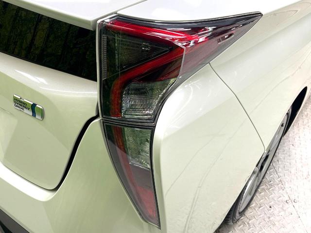 プリウス Ａツーリングセレクション　純正ナビ　バックカメラ　セーフティセンス　レーダークルーズ　禁煙車　ドラレコ　コーナーセンサー　スマートキー　ＬＥＤヘッド　ＥＴＣ　オートハイビーム　ブラインドスポットモニター　オートライト（28枚目）