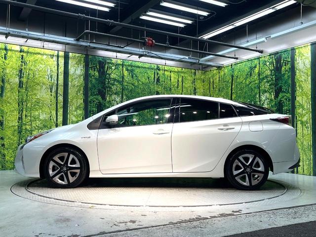 プリウス Ａツーリングセレクション　純正ナビ　バックカメラ　セーフティセンス　レーダークルーズ　禁煙車　ドラレコ　コーナーセンサー　スマートキー　ＬＥＤヘッド　ＥＴＣ　オートハイビーム　ブラインドスポットモニター　オートライト（31枚目）