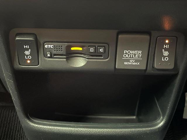 N-BOXカスタム G ターボSSブラックスタイルパッケージ ターボ 両側電動ドア 純正ナビ バックカメラ 衝突軽減 禁煙車 ハーフレザーシート スマートキー HIDヘッド LEDフォグ ETC クルコン オートライト オートエアコン 純正15インチアルミ(7枚目)