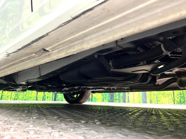 N-BOXカスタム G ターボSSブラックスタイルパッケージ ターボ 両側電動ドア 純正ナビ バックカメラ 衝突軽減 禁煙車 ハーフレザーシート スマートキー HIDヘッド LEDフォグ ETC クルコン オートライト オートエアコン 純正15インチアルミ(22枚目)