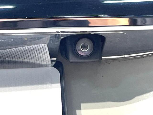 N-BOXカスタム G ターボSSブラックスタイルパッケージ ターボ 両側電動ドア 純正ナビ バックカメラ 衝突軽減 禁煙車 ハーフレザーシート スマートキー HIDヘッド LEDフォグ ETC クルコン オートライト オートエアコン 純正15インチアルミ(33枚目)