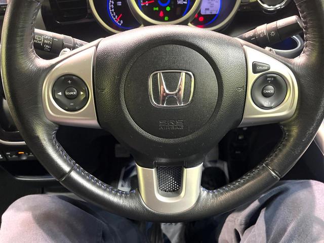 N-BOXカスタム G ターボSSブラックスタイルパッケージ ターボ 両側電動ドア 純正ナビ バックカメラ 衝突軽減 禁煙車 ハーフレザーシート スマートキー HIDヘッド LEDフォグ ETC クルコン オートライト オートエアコン 純正15インチアルミ(58枚目)