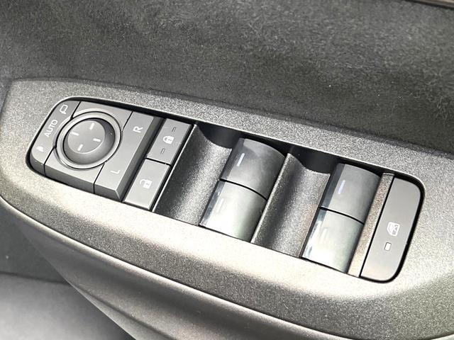 ヤリスクロス G 禁煙車 純正ナビ トヨタセーフティセンス レーダークルーズ ドラレコ バックカメラ ETC コーナーセンサー スマートキー オートハイビーム 車線逸脱警報 オートライト オートエアコン(30枚目)