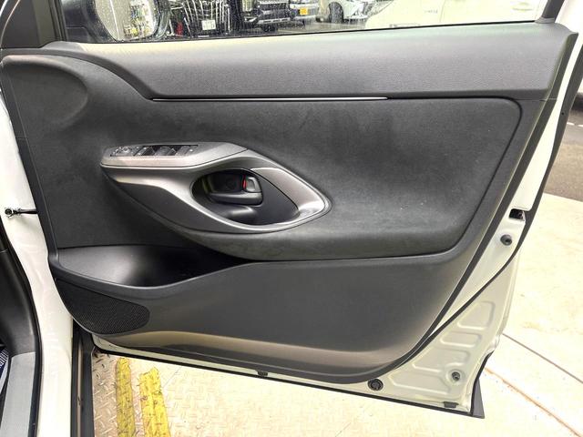 ヤリスクロス G 禁煙車 純正ナビ トヨタセーフティセンス レーダークルーズ ドラレコ バックカメラ ETC コーナーセンサー スマートキー オートハイビーム 車線逸脱警報 オートライト オートエアコン(62枚目)