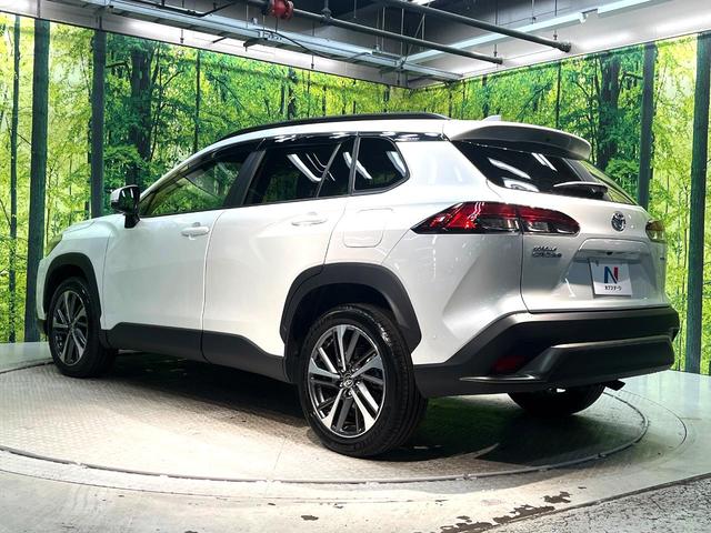 カローラクロス ハイブリッド　Ｚ　禁煙車　サンルーフ　純正１０インチナビ　衝突軽減システム　全周囲カメラ　レーダークルーズ　ハーフレザーシート　パワーシート　シートヒーター　パワーバックドア　フルセグ　ＥＴＣ　Ｂｌｕｅｔｏｏｔｈ再生（27枚目）