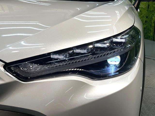 カローラクロス ハイブリッド　Ｚ　禁煙車　サンルーフ　純正１０インチナビ　衝突軽減システム　全周囲カメラ　レーダークルーズ　ハーフレザーシート　パワーシート　シートヒーター　パワーバックドア　フルセグ　ＥＴＣ　Ｂｌｕｅｔｏｏｔｈ再生（29枚目）