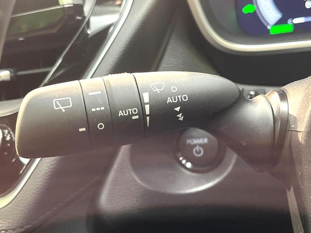 カローラクロス ハイブリッド　Ｚ　禁煙車　サンルーフ　純正１０インチナビ　衝突軽減システム　全周囲カメラ　レーダークルーズ　ハーフレザーシート　パワーシート　シートヒーター　パワーバックドア　フルセグ　ＥＴＣ　Ｂｌｕｅｔｏｏｔｈ再生（45枚目）