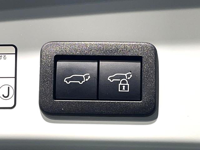 カローラクロス ハイブリッド　Ｚ　禁煙車　サンルーフ　純正１０インチナビ　衝突軽減システム　全周囲カメラ　レーダークルーズ　ハーフレザーシート　パワーシート　シートヒーター　パワーバックドア　フルセグ　ＥＴＣ　Ｂｌｕｅｔｏｏｔｈ再生（49枚目）