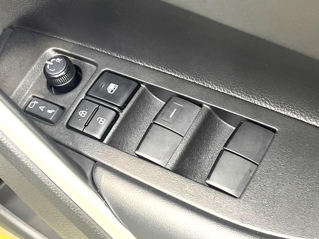 カローラクロス ハイブリッド　Ｚ　禁煙車　サンルーフ　純正１０インチナビ　衝突軽減システム　全周囲カメラ　レーダークルーズ　ハーフレザーシート　パワーシート　シートヒーター　パワーバックドア　フルセグ　ＥＴＣ　Ｂｌｕｅｔｏｏｔｈ再生（75枚目）