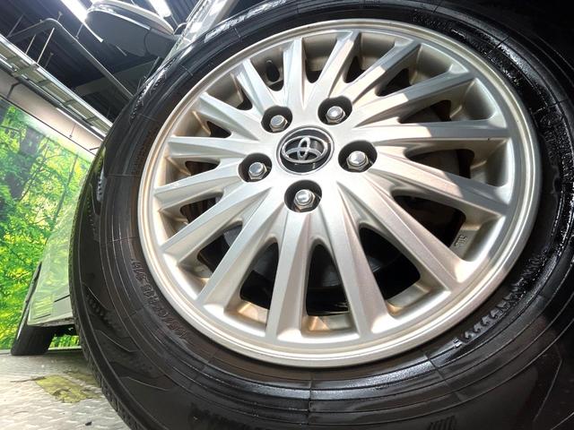 ノア ハイブリッドＧ　禁煙車　電動スライドドア　純正ナビ　後席モニター　バックカメラ　ドラレコ　ＥＴＣ　スマートキー　ＨＩＤヘッド　ビルトイン　クルコン　オートライト　デュアルエアコン　ＤＶＤ再生（14枚目）