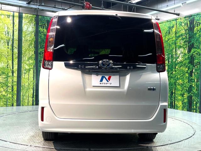 ノア ハイブリッドＧ　禁煙車　電動スライドドア　純正ナビ　後席モニター　バックカメラ　ドラレコ　ＥＴＣ　スマートキー　ＨＩＤヘッド　ビルトイン　クルコン　オートライト　デュアルエアコン　ＤＶＤ再生（16枚目）