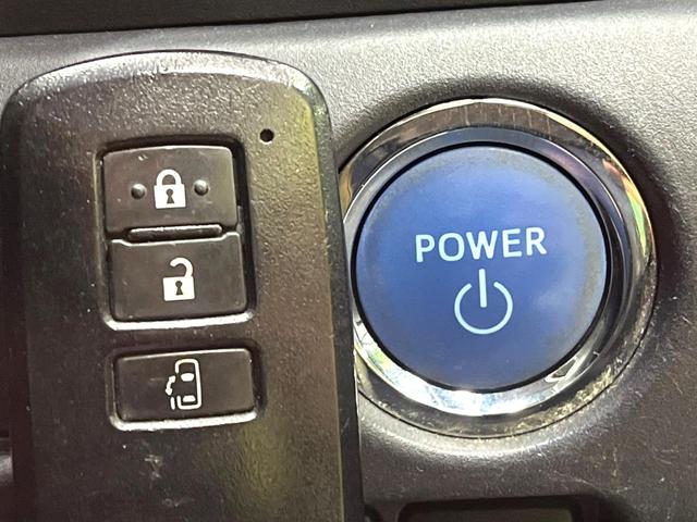 ノア ハイブリッドＧ　禁煙車　電動スライドドア　純正ナビ　後席モニター　バックカメラ　ドラレコ　ＥＴＣ　スマートキー　ＨＩＤヘッド　ビルトイン　クルコン　オートライト　デュアルエアコン　ＤＶＤ再生（39枚目）