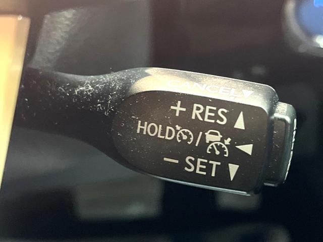 プリウス S 禁煙車 衝突軽減システム 純正ナビ レーダークルーズ フルセグ バックカメラ ETC Bluetooth DVD再生 LEDヘッド LEDフォグ レーンアシスト クリアランスソナー オートハイビーム(6枚目)