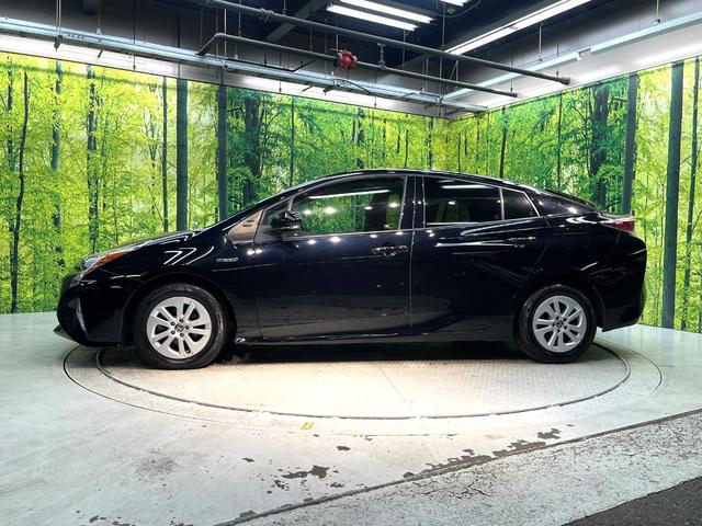 プリウス S 禁煙車 衝突軽減システム 純正ナビ レーダークルーズ フルセグ バックカメラ ETC Bluetooth DVD再生 LEDヘッド LEDフォグ レーンアシスト クリアランスソナー オートハイビーム(25枚目)