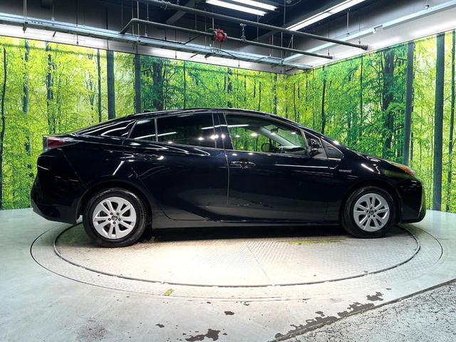 プリウス S 禁煙車 衝突軽減システム 純正ナビ レーダークルーズ フルセグ バックカメラ ETC Bluetooth DVD再生 LEDヘッド LEDフォグ レーンアシスト クリアランスソナー オートハイビーム(26枚目)