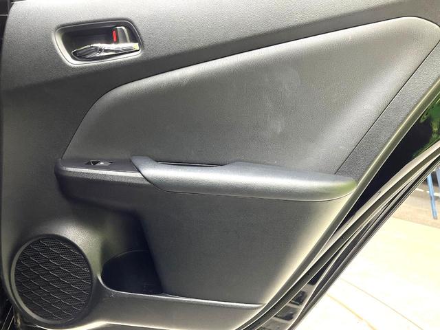 プリウス S 禁煙車 衝突軽減システム 純正ナビ レーダークルーズ フルセグ バックカメラ ETC Bluetooth DVD再生 LEDヘッド LEDフォグ レーンアシスト クリアランスソナー オートハイビーム(35枚目)