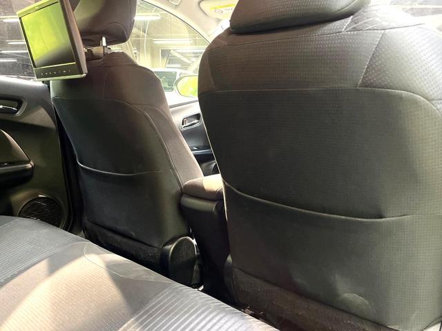 プリウス S 禁煙車 衝突軽減システム 純正ナビ レーダークルーズ フルセグ バックカメラ ETC Bluetooth DVD再生 LEDヘッド LEDフォグ レーンアシスト クリアランスソナー オートハイビーム(44枚目)