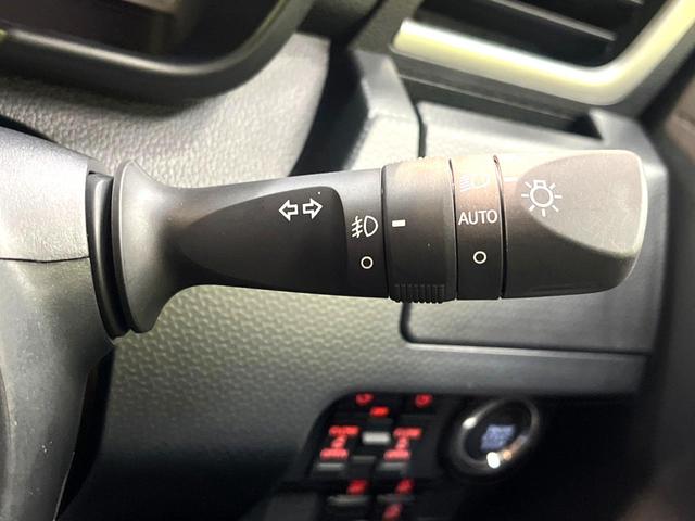 ルーミー カスタムＧ－Ｔ　ターボ　両側電動ドア　純正ＳＤナビ　全周囲カメラ　衝突被害軽減システム　レーダークルーズ　禁煙車　コーナーセンサー　スマートキー　ＬＥＤヘッド　ビルトインＥＴＣ　オートハイビーム　車線逸脱警報（37枚目）