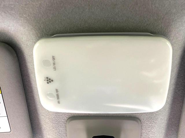 ルーミー カスタムＧ－Ｔ　ターボ　両側電動ドア　純正ＳＤナビ　全周囲カメラ　衝突被害軽減システム　レーダークルーズ　禁煙車　コーナーセンサー　スマートキー　ＬＥＤヘッド　ビルトインＥＴＣ　オートハイビーム　車線逸脱警報（39枚目）