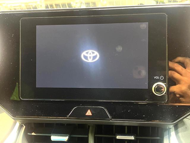 ハリアーハイブリッド Ｇ　禁煙車　純正８型ディスプレイオーディオ　衝突軽減装置　レーダークルーズ　パワーバックドア　パワーシート　バックカメラ　ＥＴＣ　ドラレコ　Ｂｌｕｅｔｏｏｔｈ　ハーフレザーシート　クリアランスソナー（3枚目）