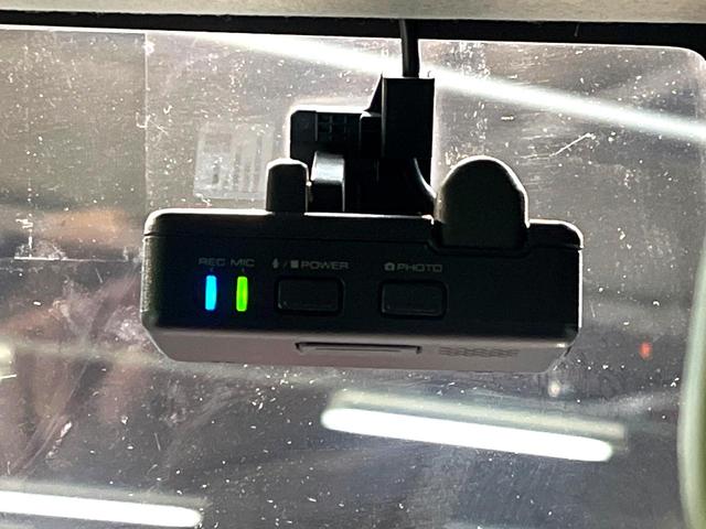 ジムニー XC 禁煙車 4WD 衝突軽減システム バックカメラ Bluetooth再生 ドライブレコーダー シートヒーター LEDヘッドライト クルーズコントロール レーンアシスト オートマチックハイビーム(5枚目)