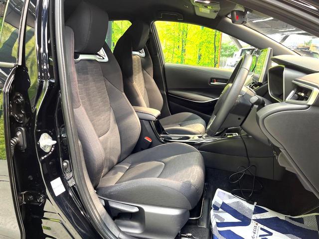 カローラスポーツ ハイブリッドＧ　Ｚ　禁煙車　モデリスタエアロ　衝突軽減システム　ナビ機能付ディスプレイオーディオ　レーダークルーズ　バックカメラ　フルセグ　ＥＴＣ　Ｂｌｕｅｔｏｏｔｈ再生　ブラインドスポットモニター　シートヒーター（8枚目）